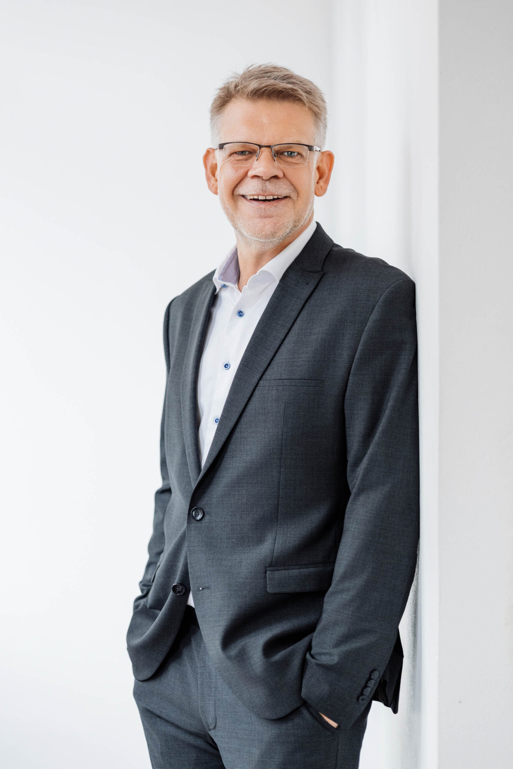 Andreas Wenzel, Berater für Risikomanagement und Banksteuerung